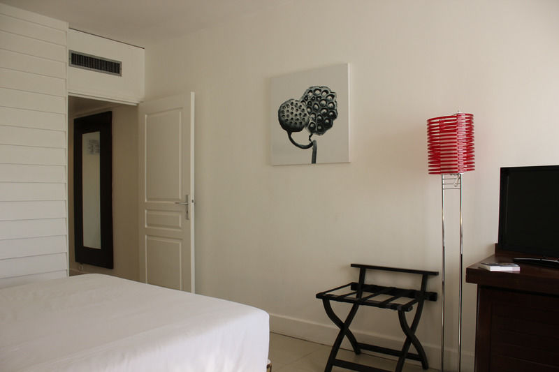 Hotel Le Saint Denis Exteriör bild