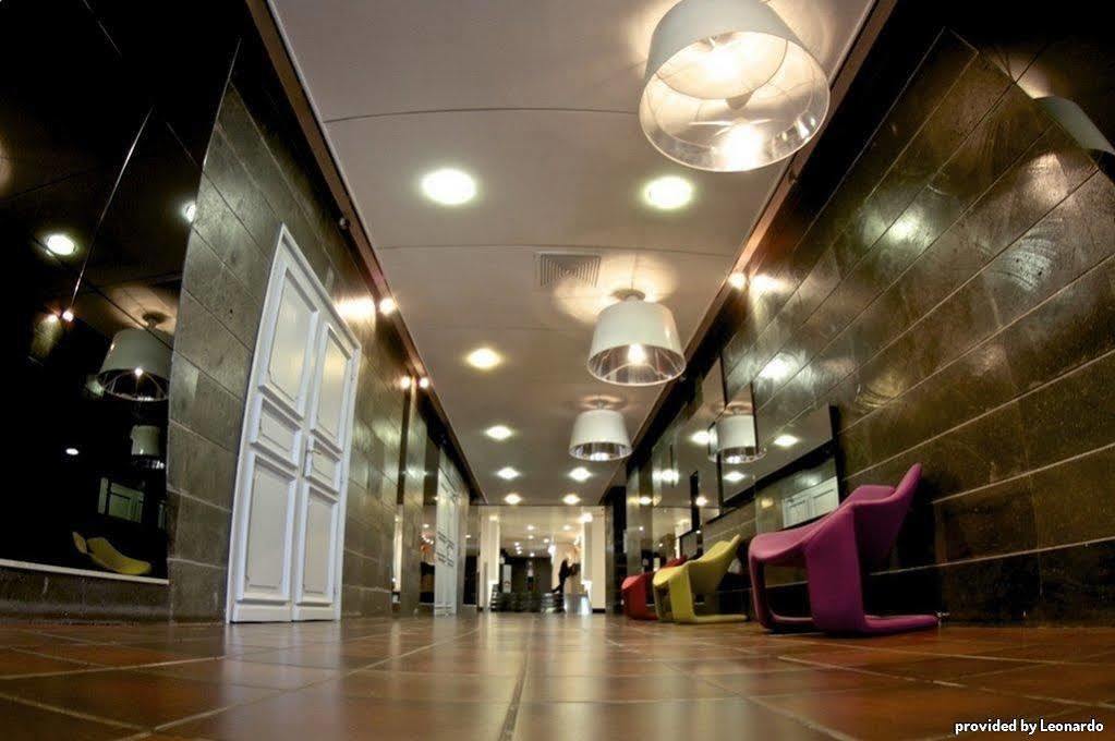 Hotel Le Saint Denis Inreriör bild