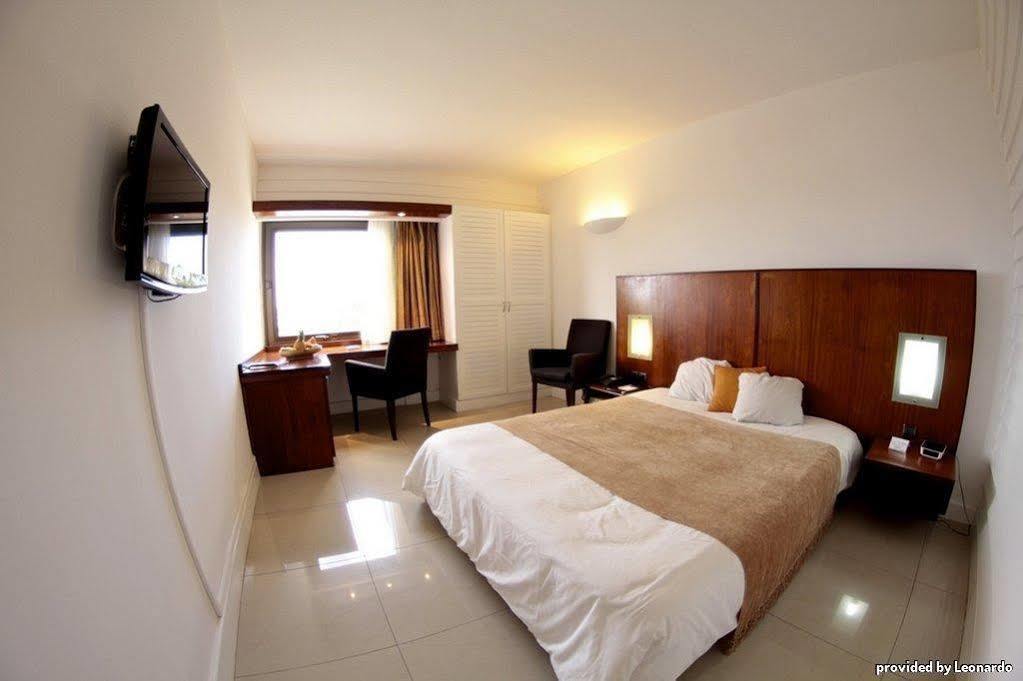 Hotel Le Saint Denis Exteriör bild