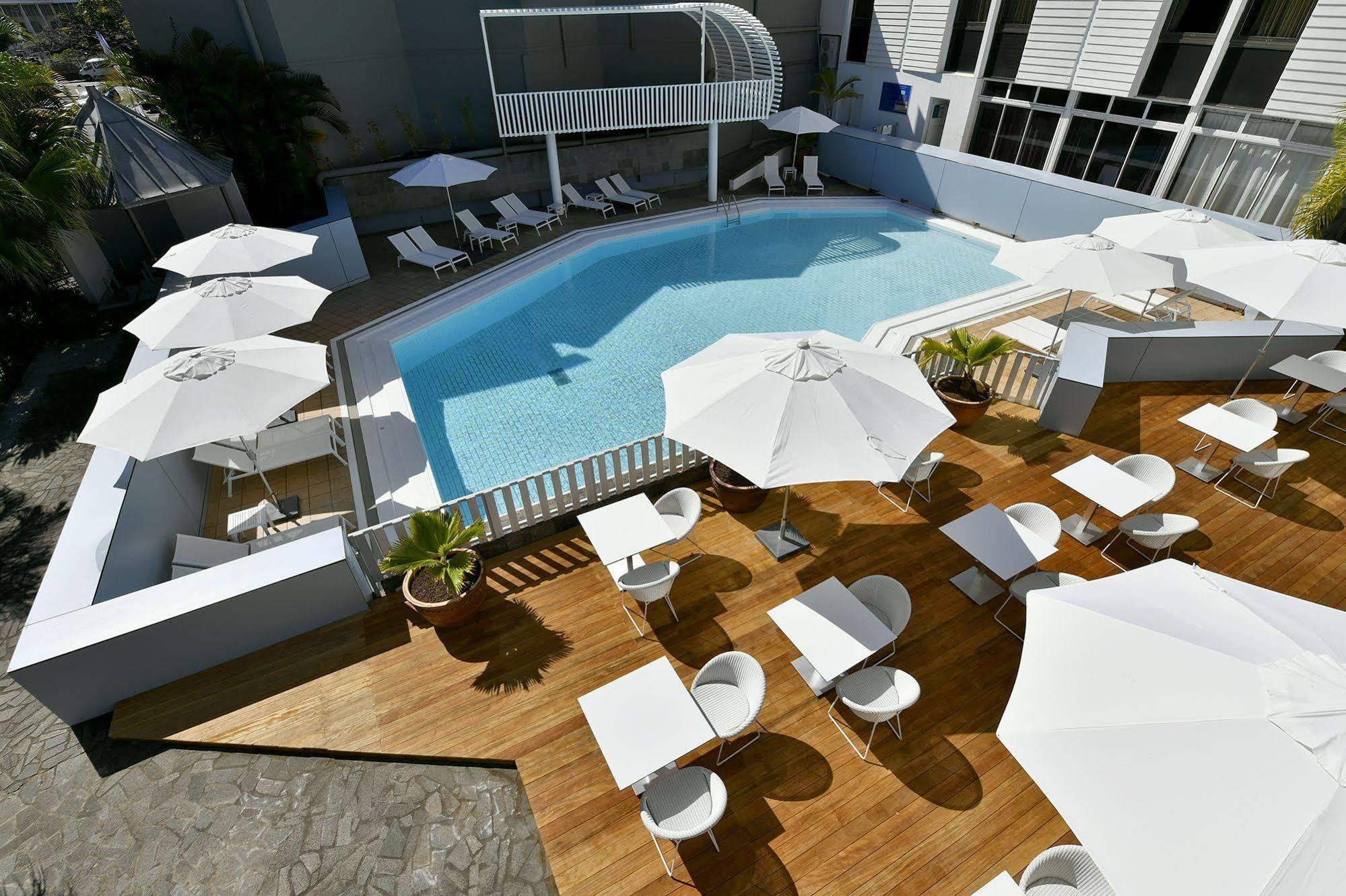 Hotel Le Saint Denis Exteriör bild