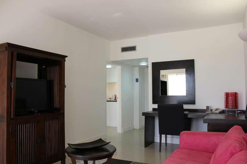Hotel Le Saint Denis Exteriör bild